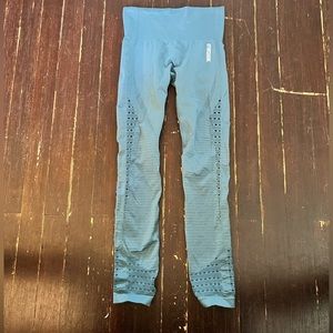 Small gymshark leggings